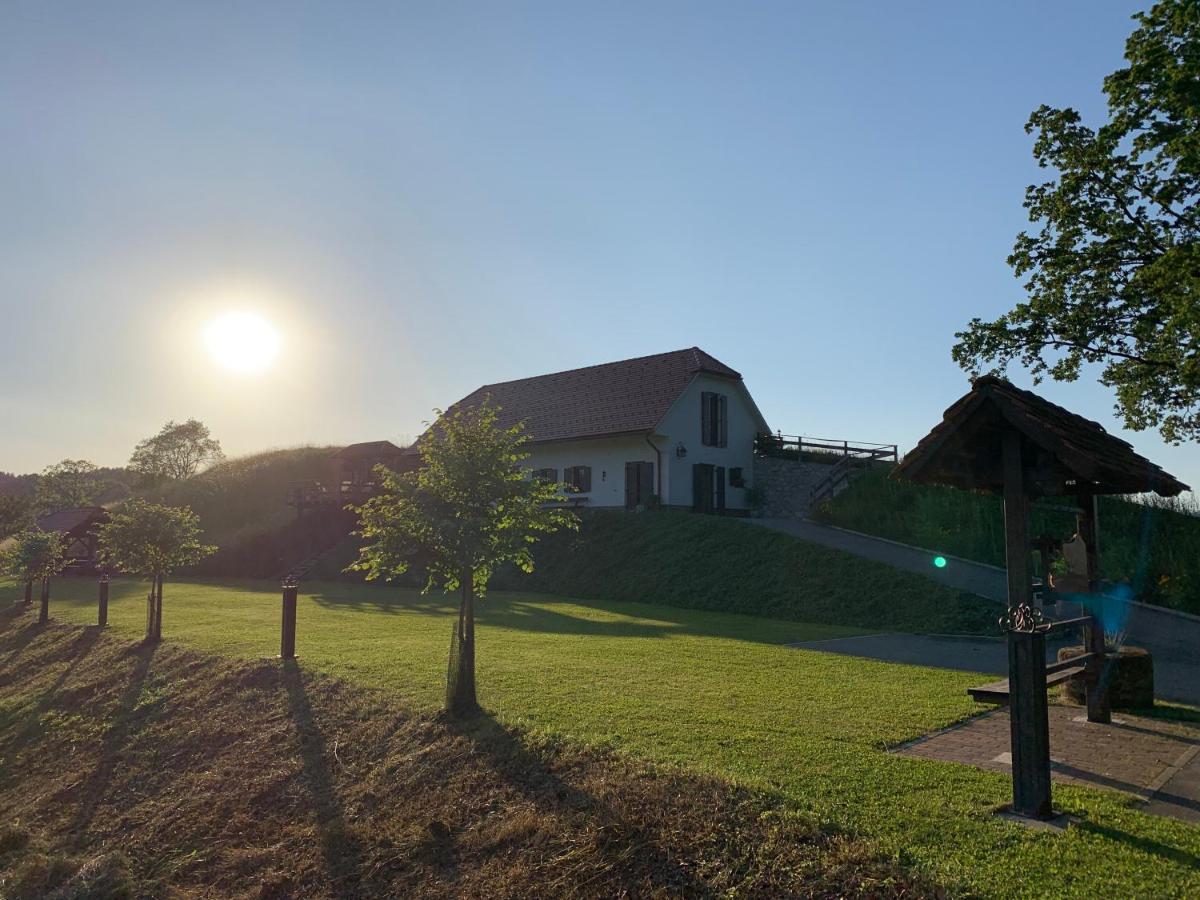 Tourist Farm Artisek Villa Store Exterior photo