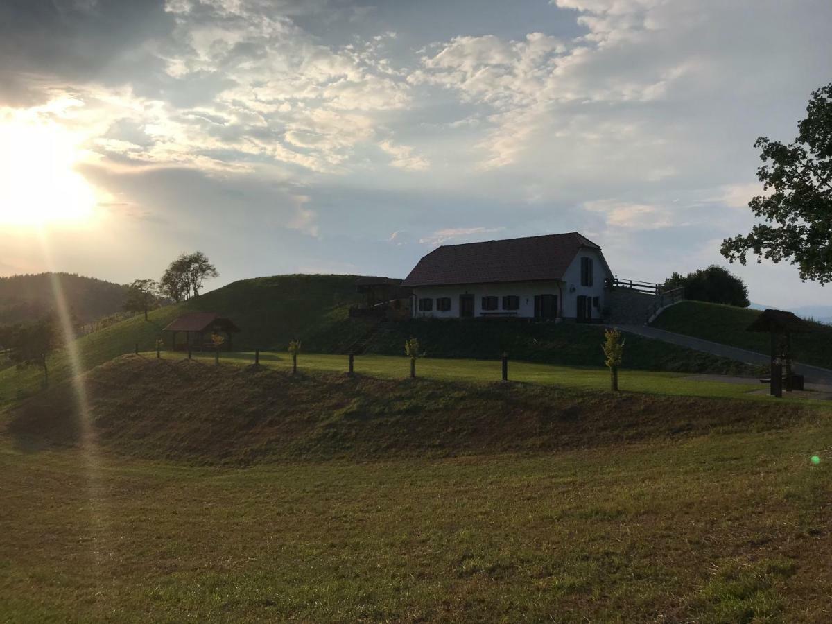 Tourist Farm Artisek Villa Store Exterior photo